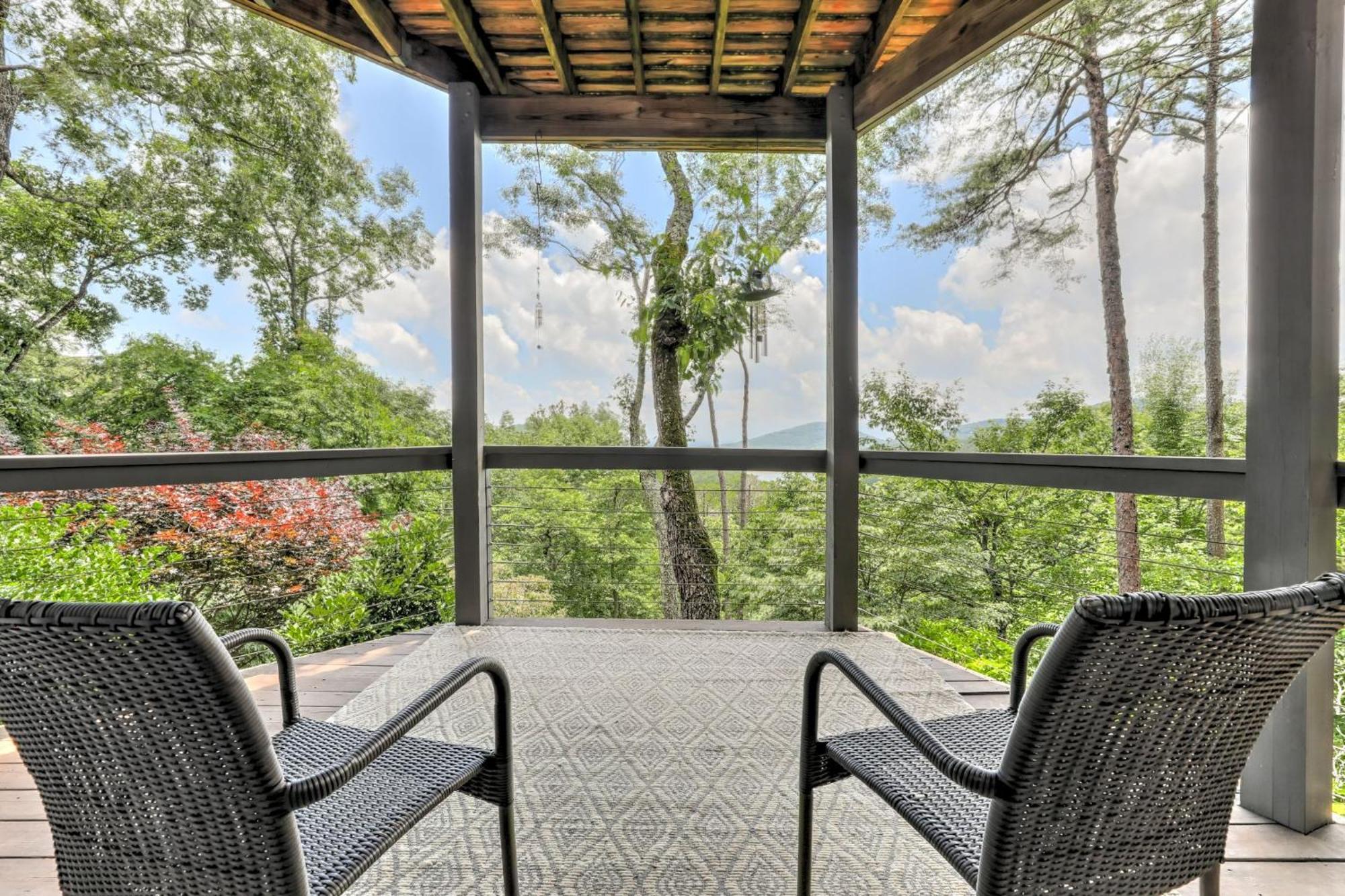 Falken Haus - Relax In Seclusion With Panoramic Lake Views جاسبير المظهر الخارجي الصورة