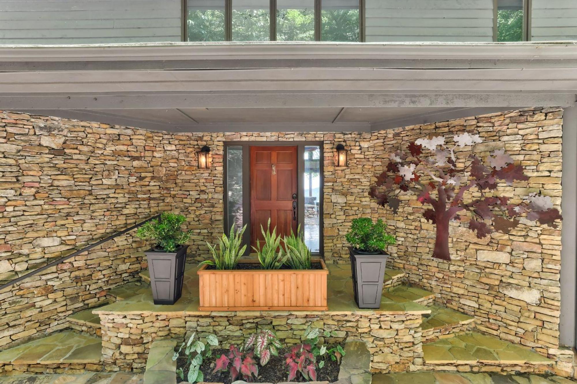 Falken Haus - Relax In Seclusion With Panoramic Lake Views جاسبير المظهر الخارجي الصورة